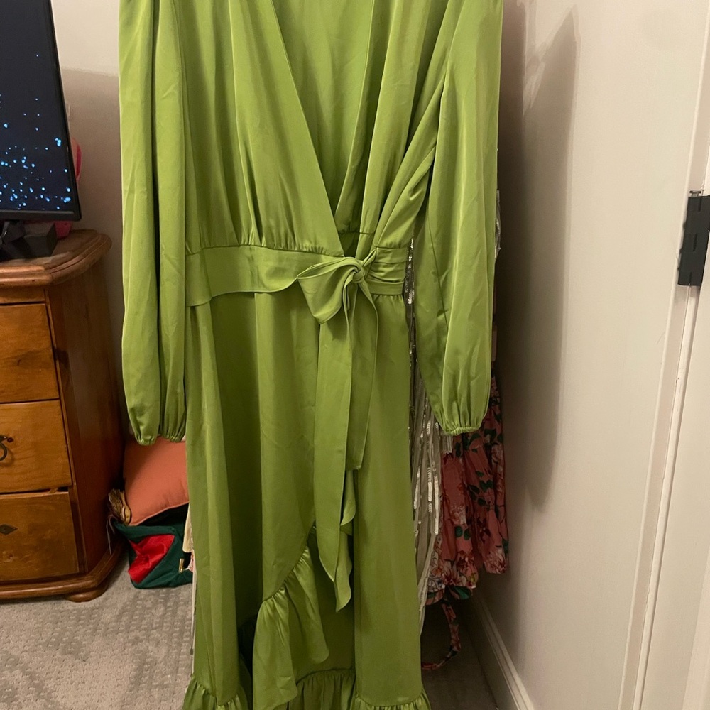 Chic Long Sleeve Green Dress